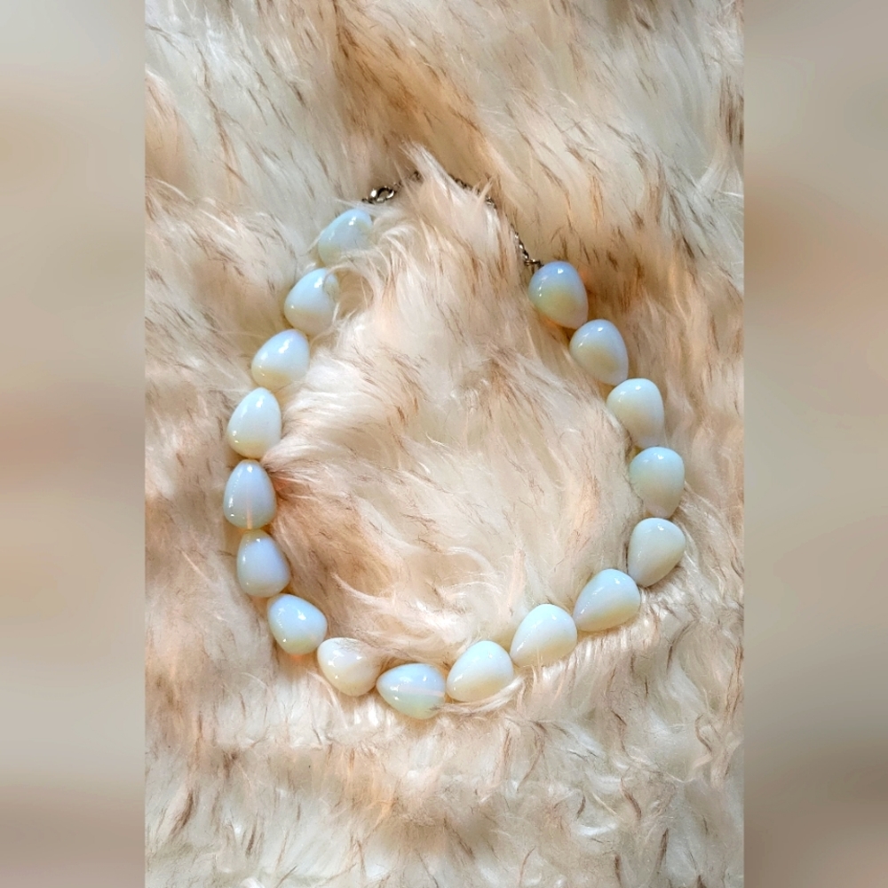 Moon stone necklace